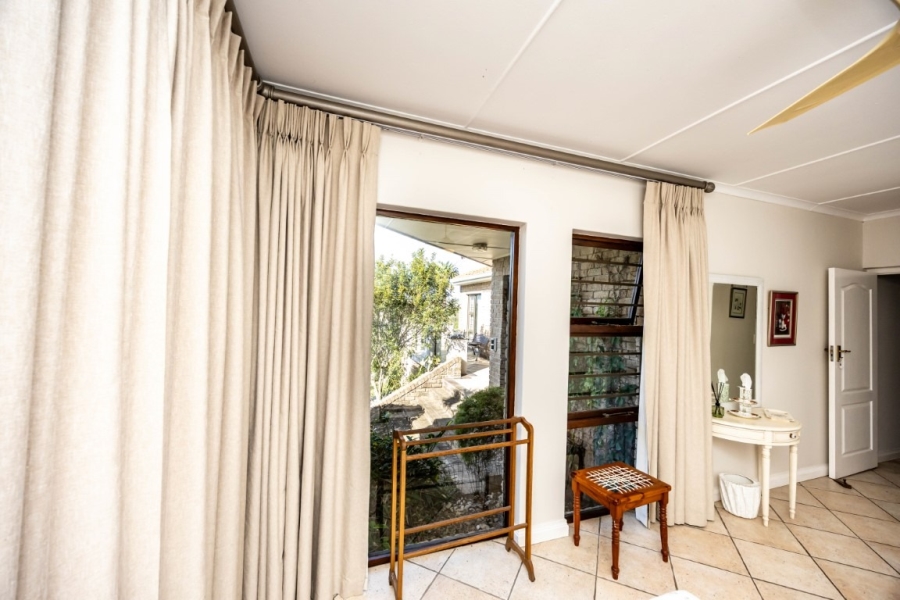 4 Bedroom Property for Sale in Beacon Bay Eastern Cape